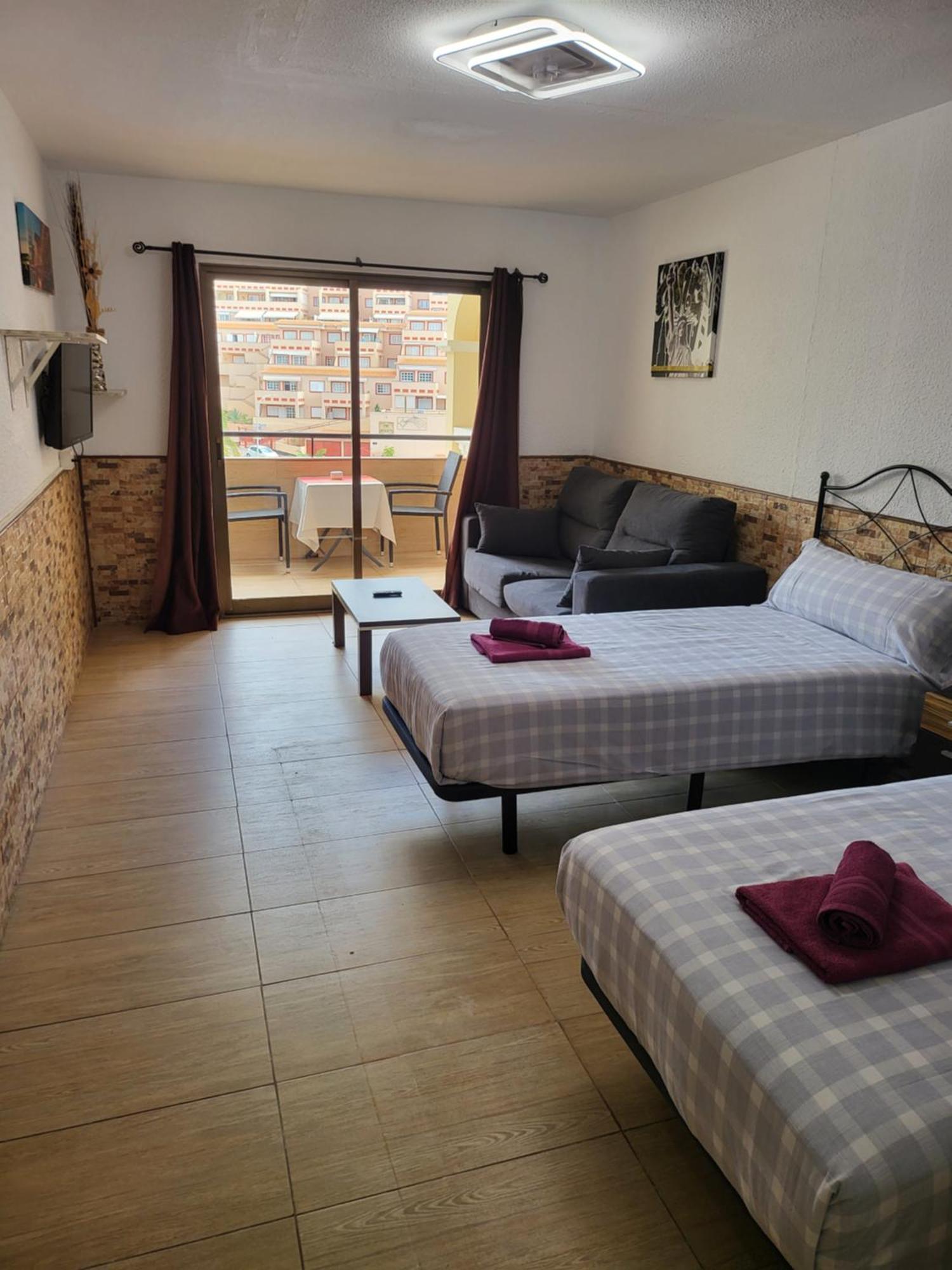 לוס כריסטיאנוס Tropic Apartments En Castle Harbour מראה חיצוני תמונה