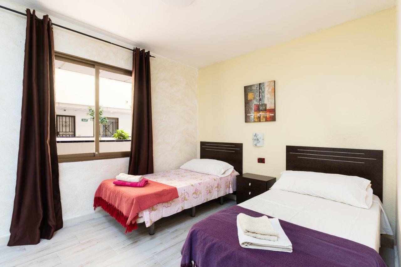 לוס כריסטיאנוס Tropic Apartments En Castle Harbour מראה חיצוני תמונה