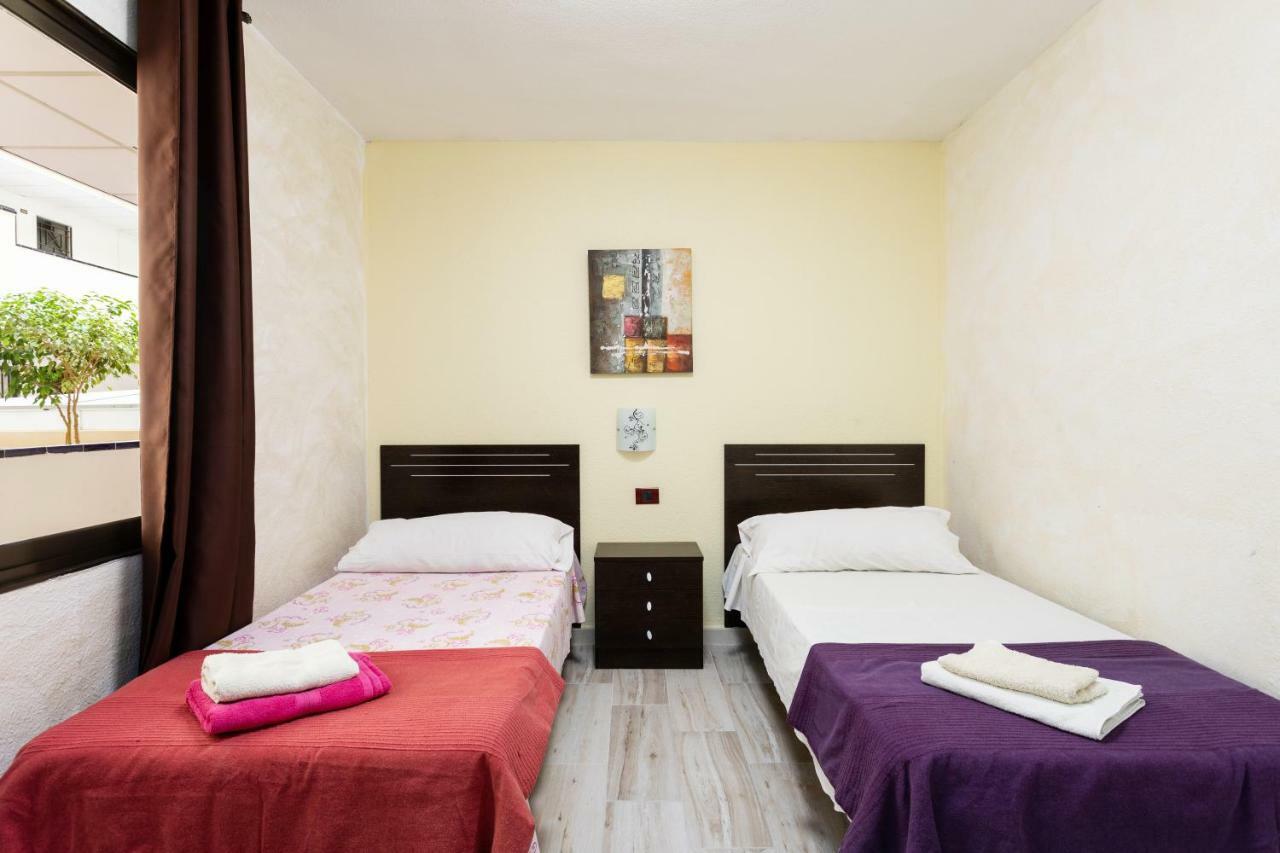לוס כריסטיאנוס Tropic Apartments En Castle Harbour מראה חיצוני תמונה